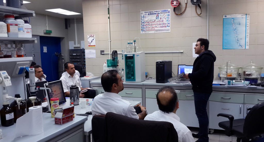 Assaluyeh - Class for the officials of laboratories of phases 1 to 23 of South Pars